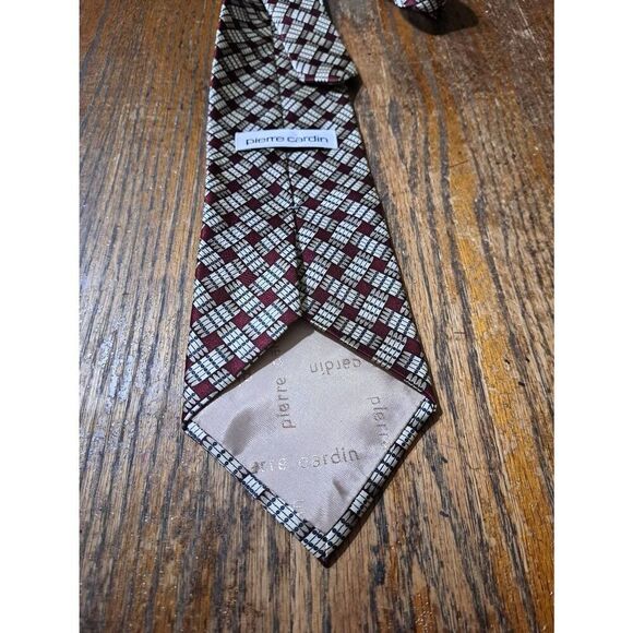 Pierre Cardin Burgandy Brown Tan Grey Silk Mens Neck Tie Made in the USA - Picture 3 of 3